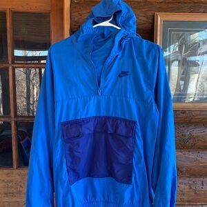 Nike Men's Vibrant Blue and Purple Windbreaker